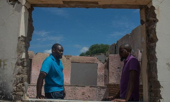 Angolan apartheid troops battle to survive in S.Africa Angolan apartheid troops battle to survive in S.Africa