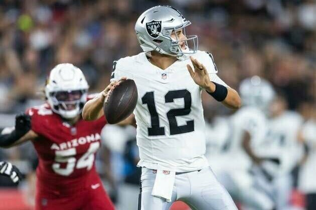 Raiders backup QB Aidan O'Connell fractures wrist, out 6-8 weeks