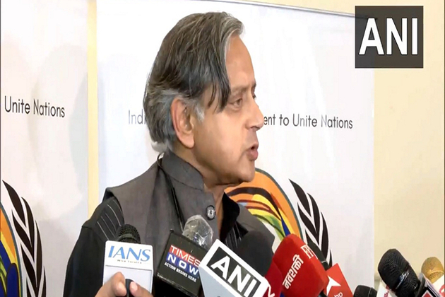 "He has his reasons for saying so...": Shashi Tharoor on Rahul Gandhi's 'dead economy' remark