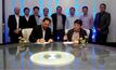George Bauk and Sinosteel GM Wang Jian sign the MoU