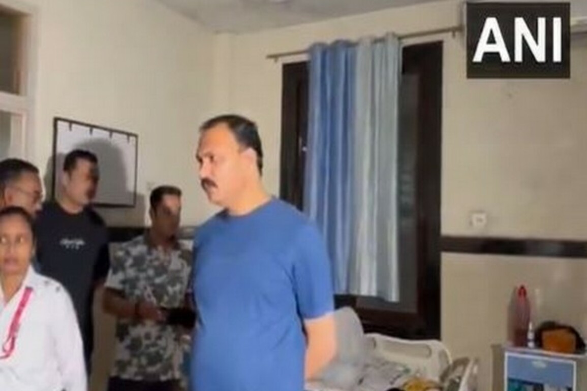 Chhattisgarh Health Minister conducts surprise inspection at DKS Super Speciality Hospital