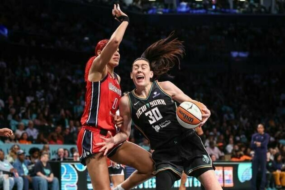 Liberty's Breanna Stewart (knee) to play in Game 2 vs. Mercury