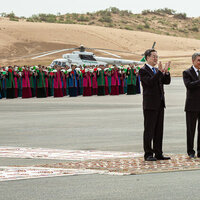 Turkmenistan, China launch expansion of giant gas field