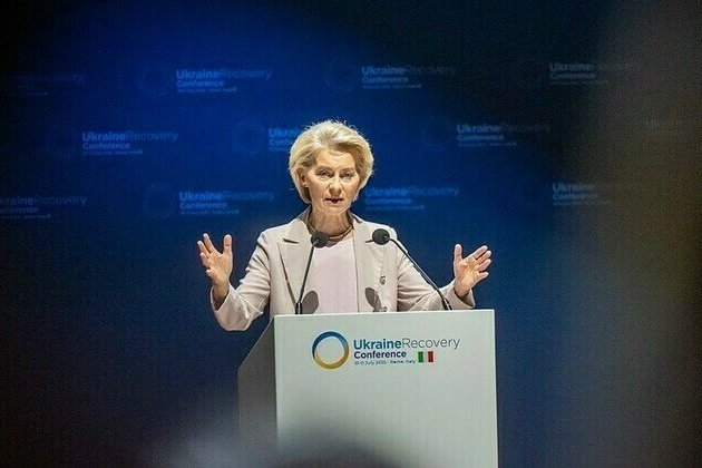 Von der Leyen calls Putin a predator