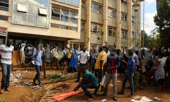 Kyambogo University students strike over poor sanitation Kyambogo University students strike over poor sanitation