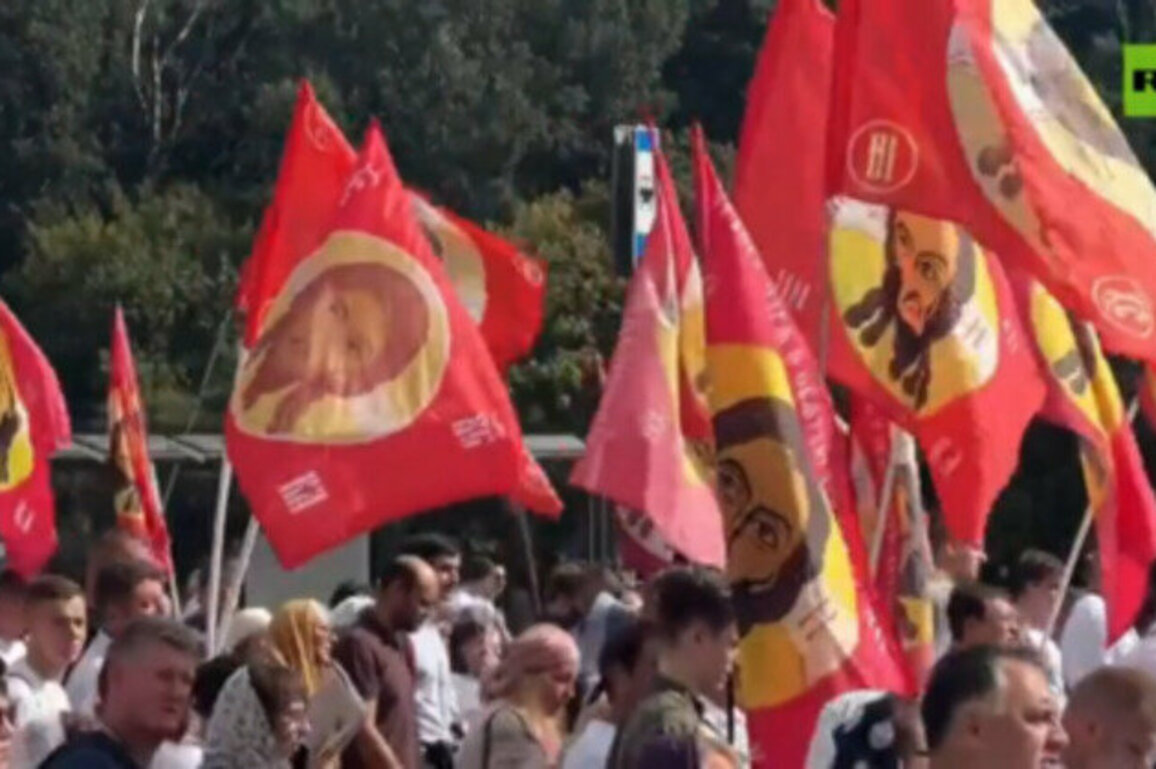 WATCH thousands march in Orthodox Christian procession in Moscow (VIDEOS, PHOTOS)