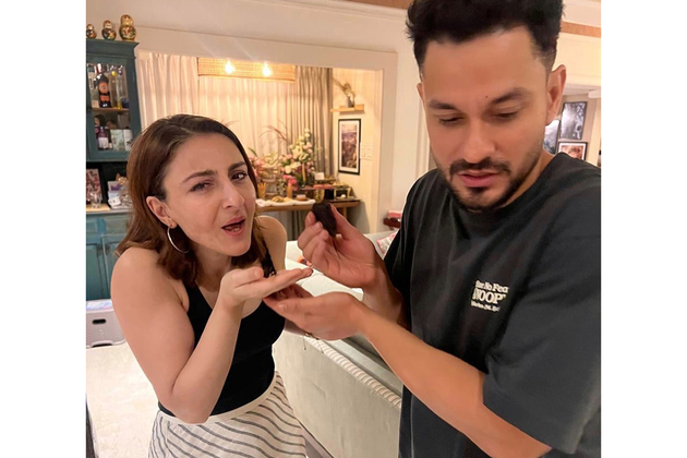 Inside Soha Ali Khan's homely birthday celebration with husband Kunal Kemmu and family