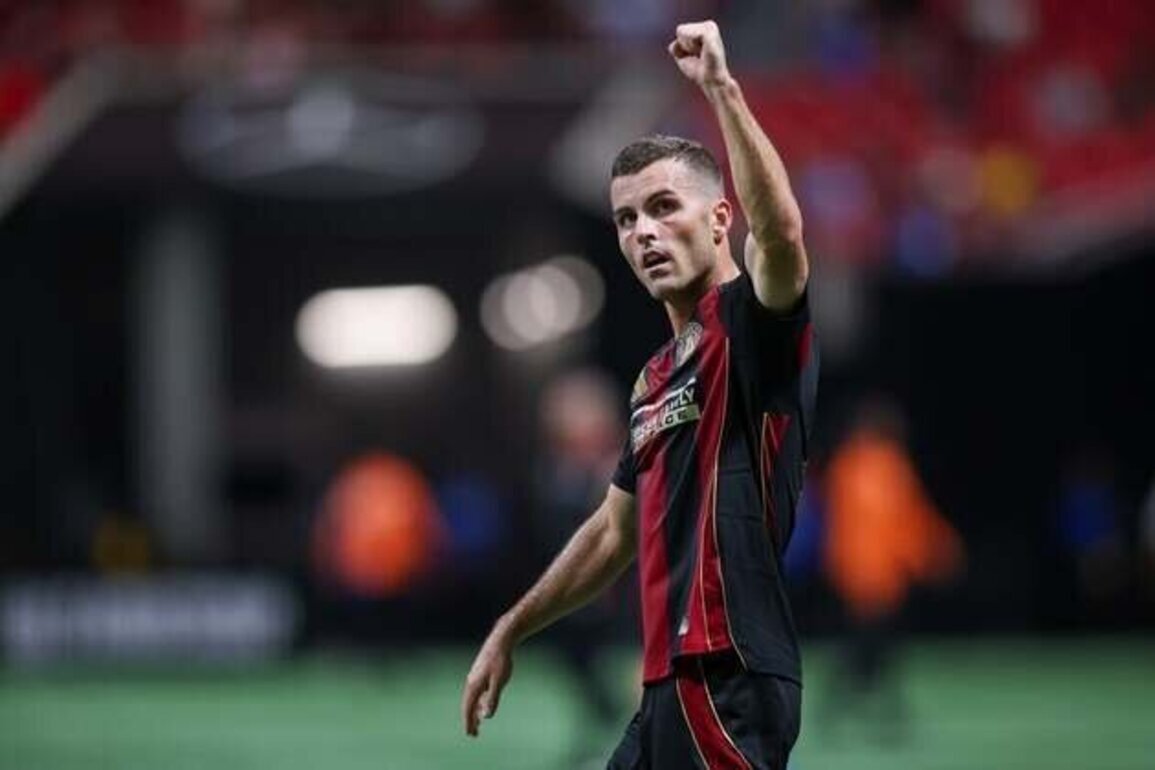Crew sign veteran free agent D Brooks Lennon