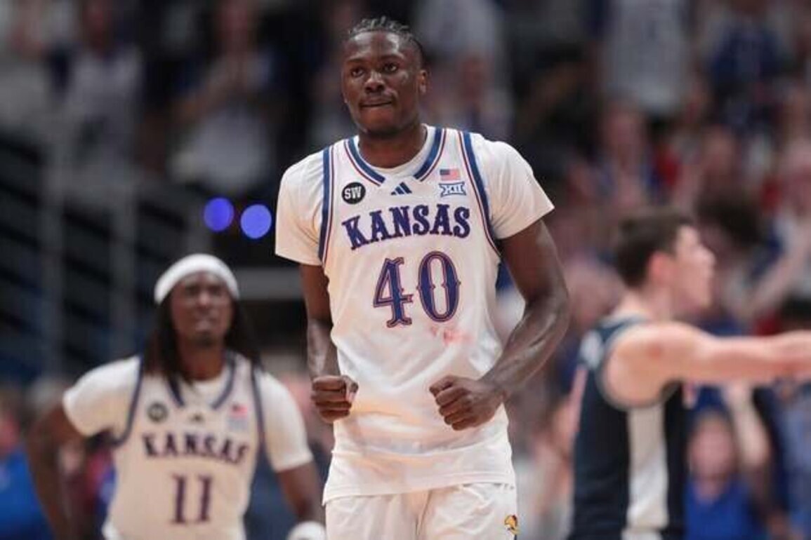 After huge win, No. 9 Kansas hopes to take fight to No. 5 Iowa St.