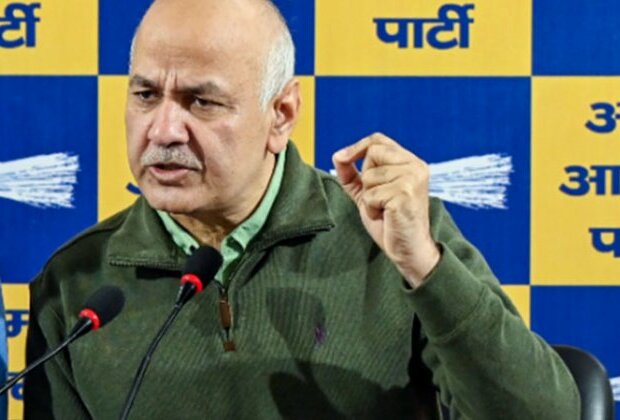 Delhi Police refute Manish Sisodia's allegation on BJP distributing money in Jangpura constituency