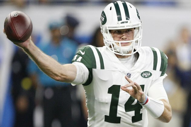 Jets, Darnold flying high, brace for Dolphins