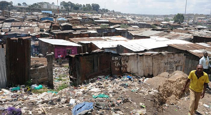 he sprawling athare slum  hoto