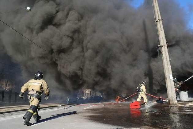 Business center and market targeted amid Kiev&#039;s attack on Donetsk
