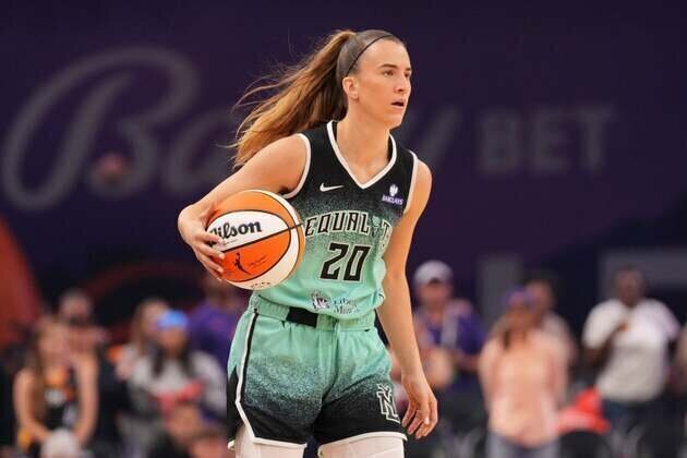 Liberty G Sabrina Ionescu (back) out vs. Mercury