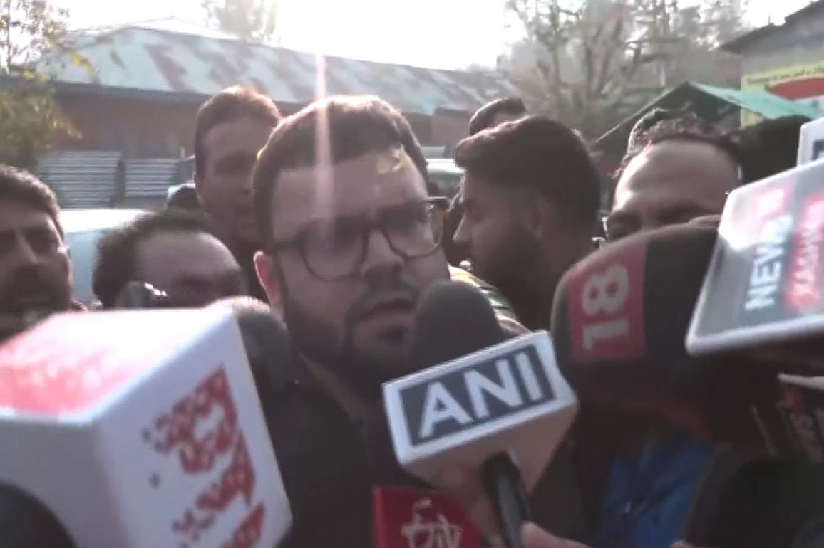 J-K: PDP Bhaderwah cancels victory celebration of Muntazir Mehdi, pays tribute to Nowgam blast victims