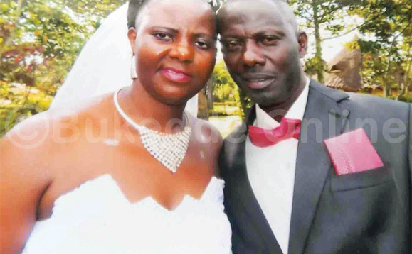 Tebandeke eyakubye Nakaweesa embaga makeke. Tebandeke eyakubye Nakaweesa embaga makeke.