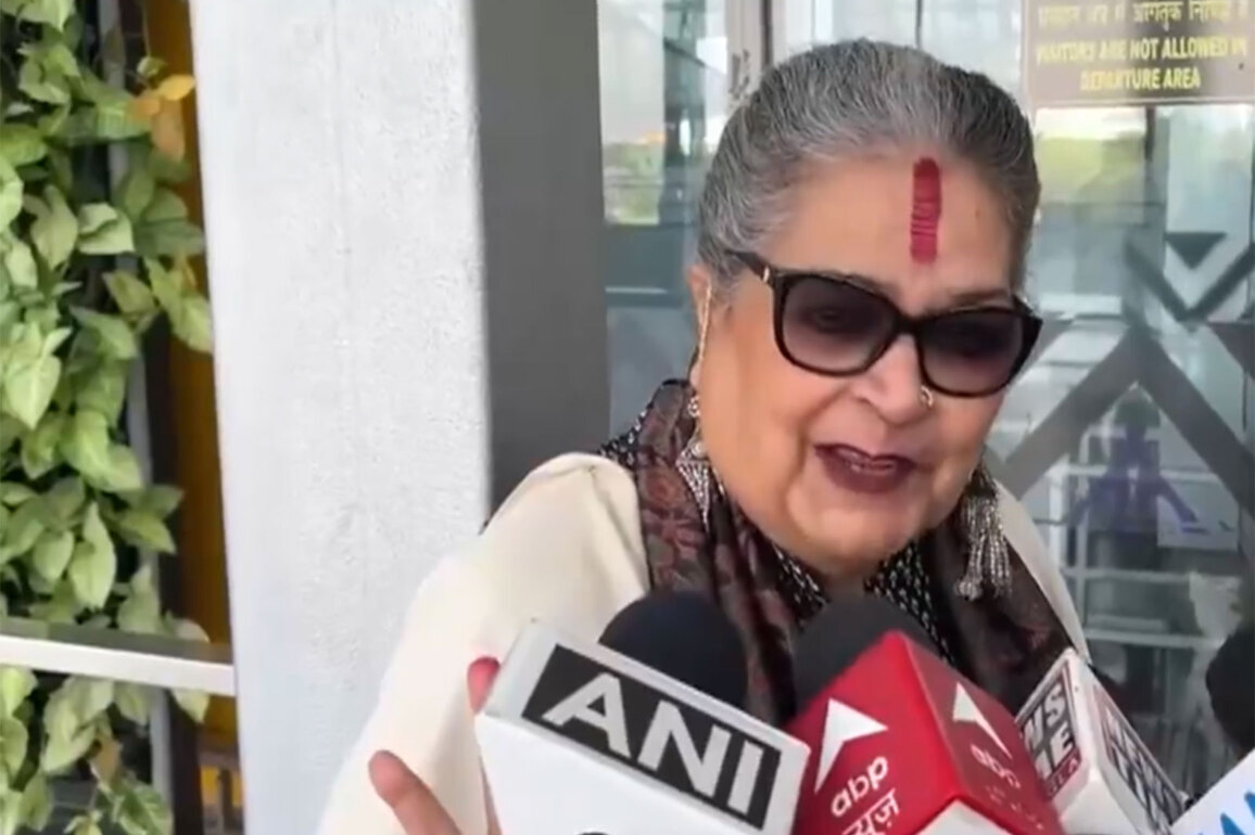 "Let's make Kolkata green, clean, peaceful, secure...": Usha Uthup extends Poila Boishakh greetings