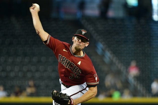 Diamondbacks remove Tyler Clippard from COVID-19 IL