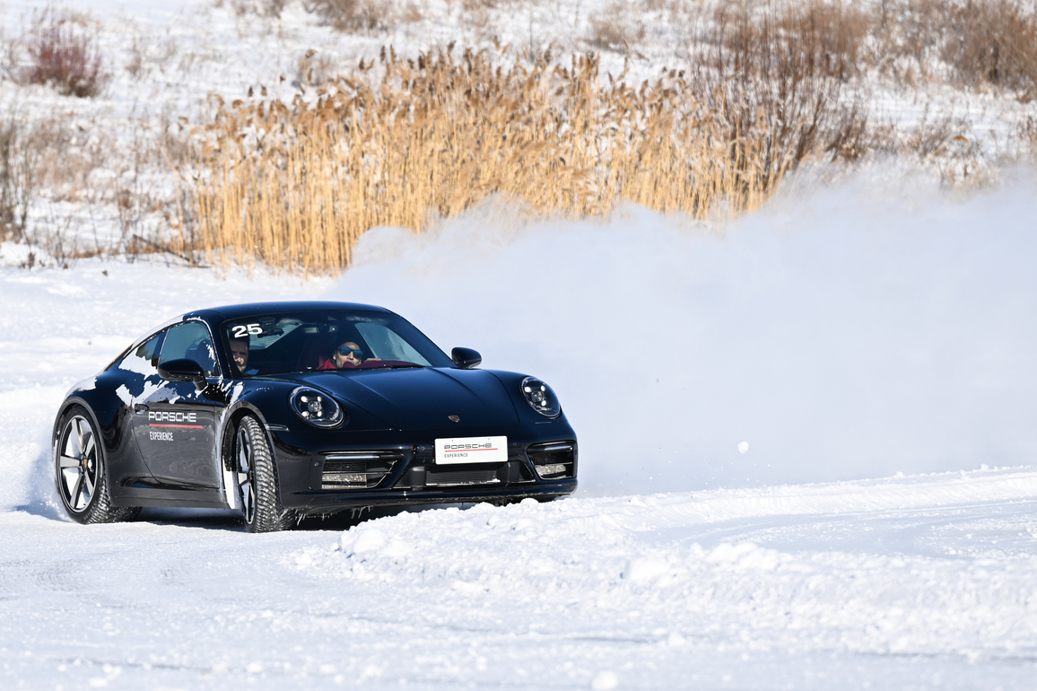 Vlog | Try My Job: Test driver in extreme cold conditions
