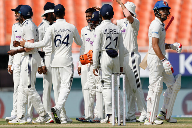 Afghanistan struggling at 113/5 after India declare first innings at 564/8, Suthar shines