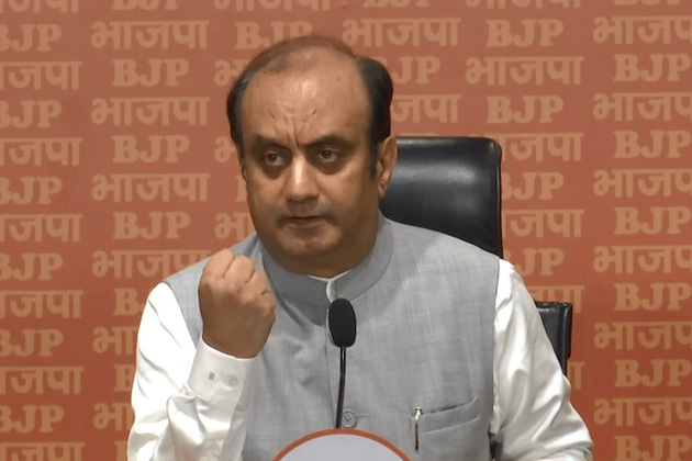 "They want to convert 'Samajwad' into 'Namazwad'": BJP leader Sudhanshu Trivedi rips apart INDIA bloc over Waqf Bill protests