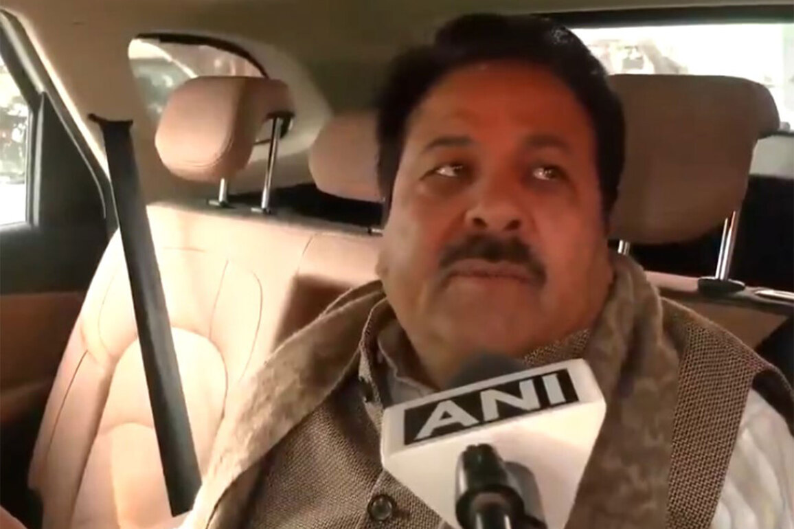"Matter is being unnecessarily amplified": Congress MP Rajeev Shukla defends Digvijaya Singh's RSS praise