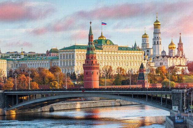 US sanctions harm prospects for restoring relations  Kremlin