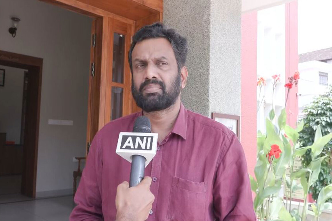 "As CM, it's her duty to be present when President or PM visits...": CPI leader Sandosh Kumar on President Murmu's conference row