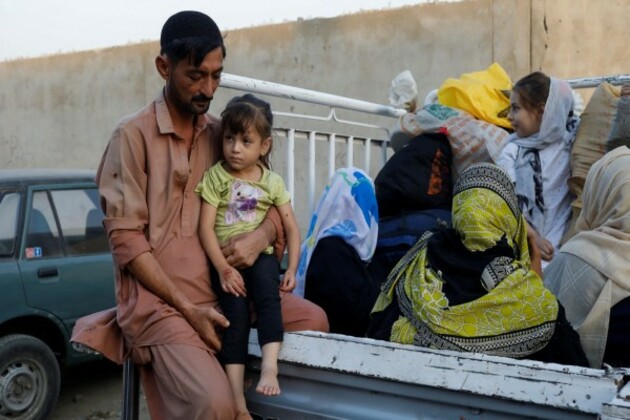Tajikistan begins deporting Afghan refugees before deadline ends, over 150 sent back: Report