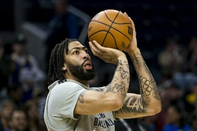 Report: Anthony Davis could return during Mavs' road trip