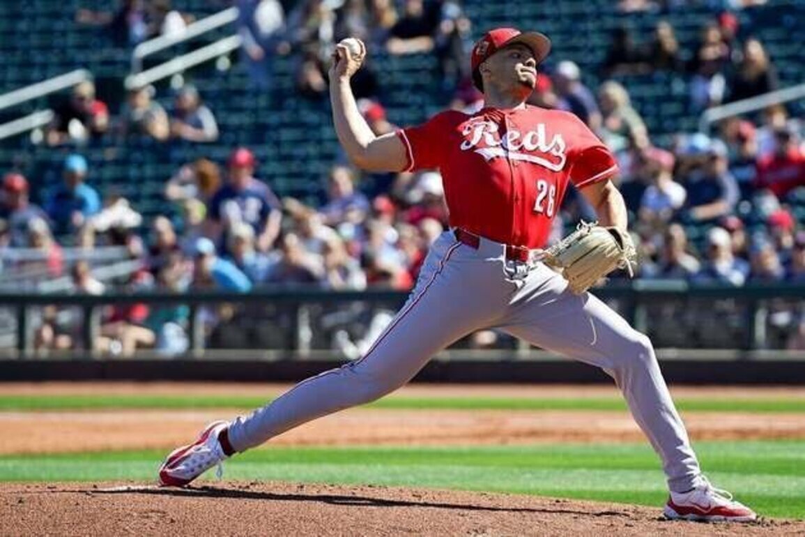 Pirates, Reds turn to young pitchers with injured veterans out