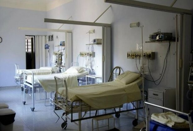 Clinical outcomes in post surgery patients linked to hospital room features: Study