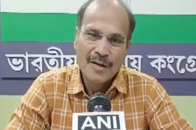 Congress' Adhir Ranjan Chowdhury suspects implementation of "Eknath Shinde" model in West Bengal amidst TMC's political crisis