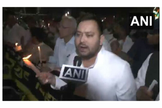 Pahalgam terror attack: Mahagathbandhan holds candlelight protest in Patna, Tejashwi Yadav demands strong action