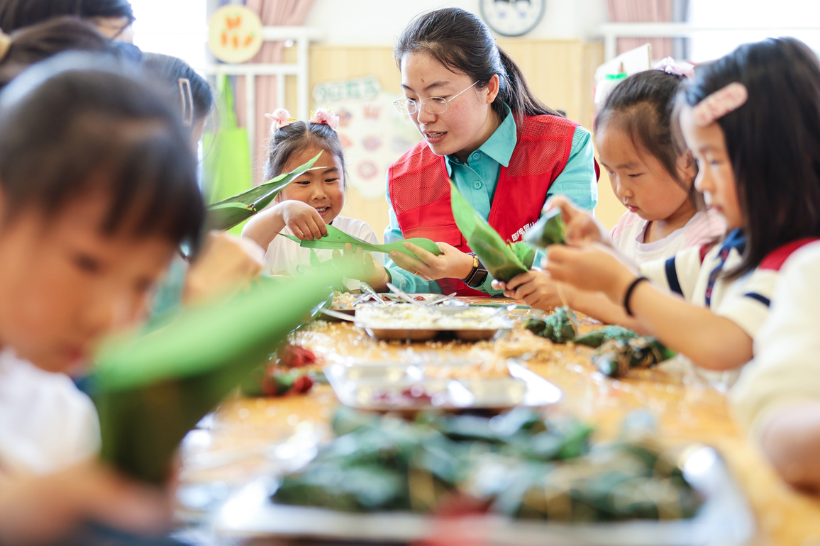 #CHINA-DRAGON BOAT FESTIVAL-CUSTOM (CN)