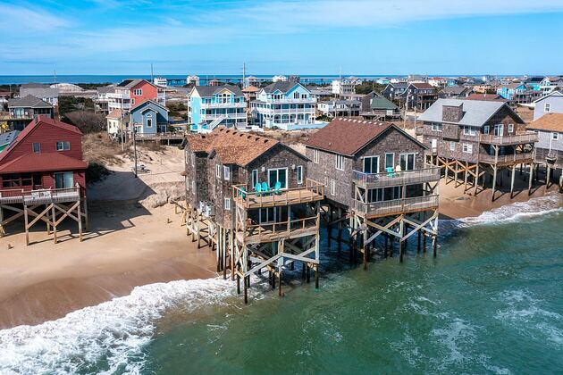 Beach homes made famous by Netflix hit teetering on the edge of collapse