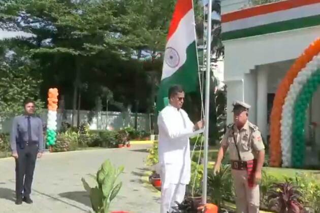 CM Manik Saha hoists Tricolour in Tripura; hails PM Modi's "Har Ghar Tiranga" for creating wave of "patriotism"