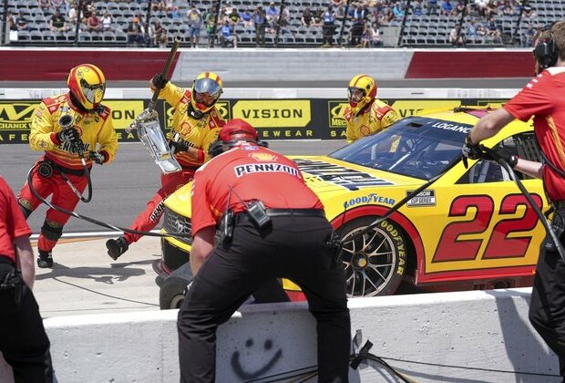 Joey Logano cruises to finish line at All-Star Race