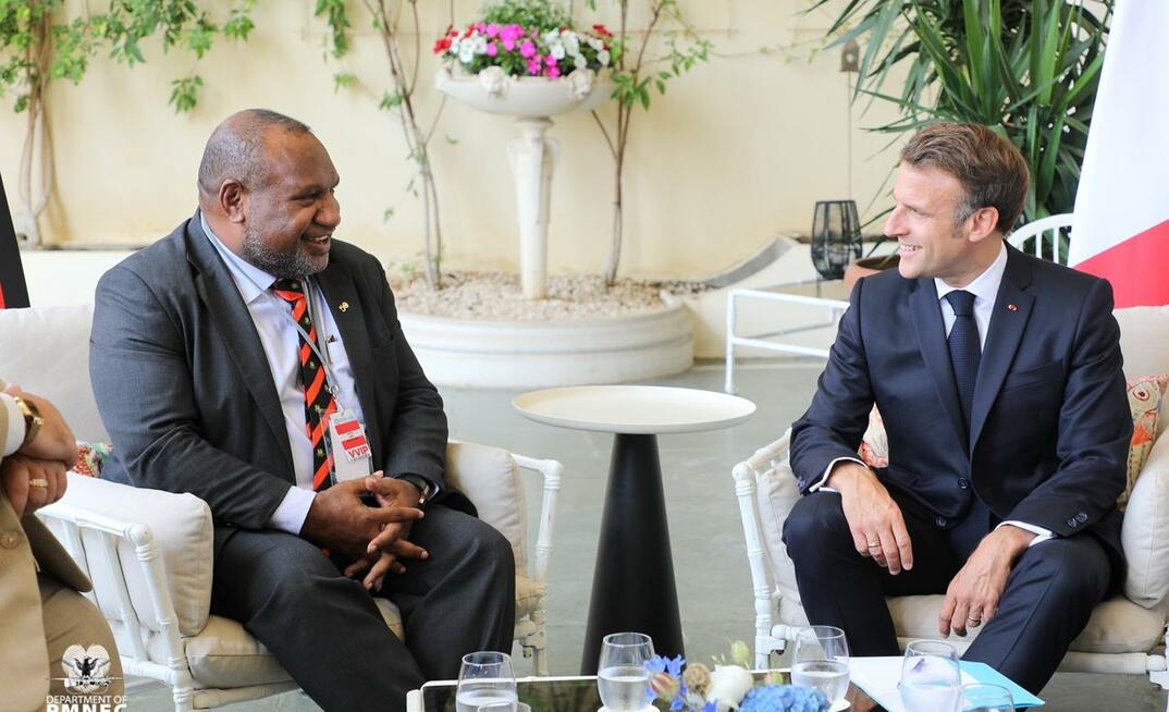 PNG PM James Marape and French Prisdent Emmanuel Macron have discussed the furure of Papua LNG.