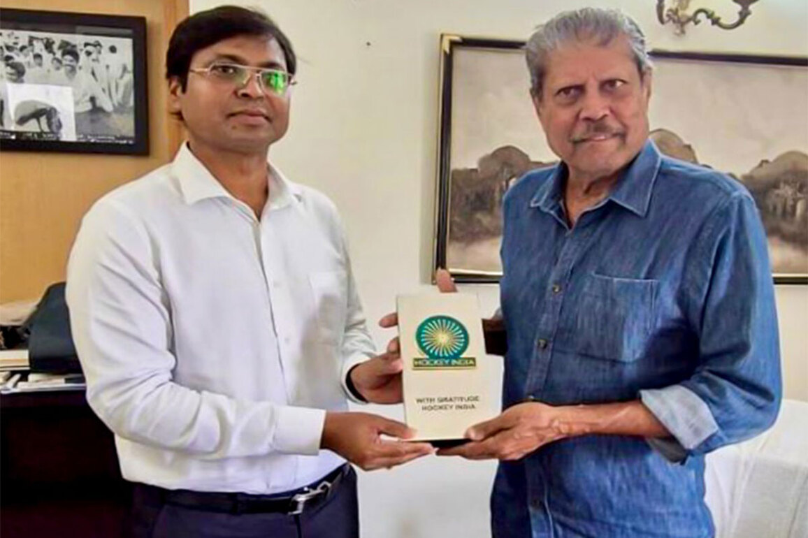 Kapil Dev meets Hockey India president Dilip Tirkey, lauds rise of Indian hockey talent