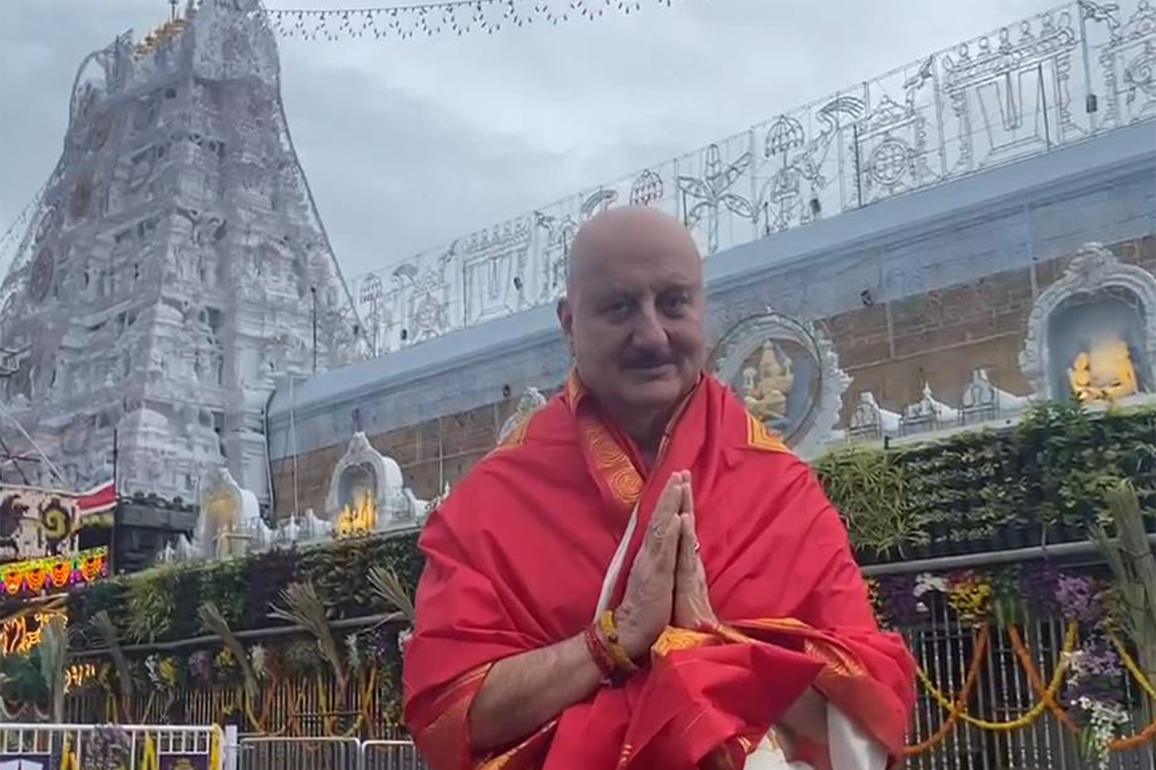 Anupam Kher visits Tirumala temple to offer prayers to Lord Venkateswara on 'Tanvi the Great' re-release