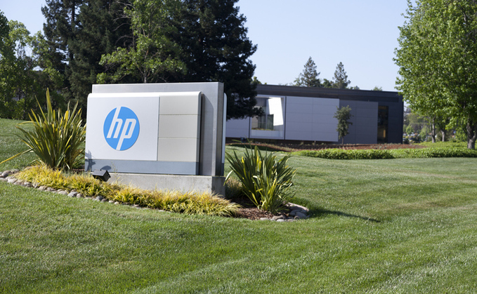HP Q4 revenues dip as the vendor announces cuts to 6,000 jobs over three years