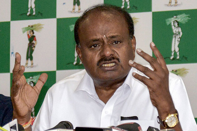 "Deeply disappointed by your behaviour": HD Kumaraswamy slams Mallikarjun Kharge for "insulting" farmer