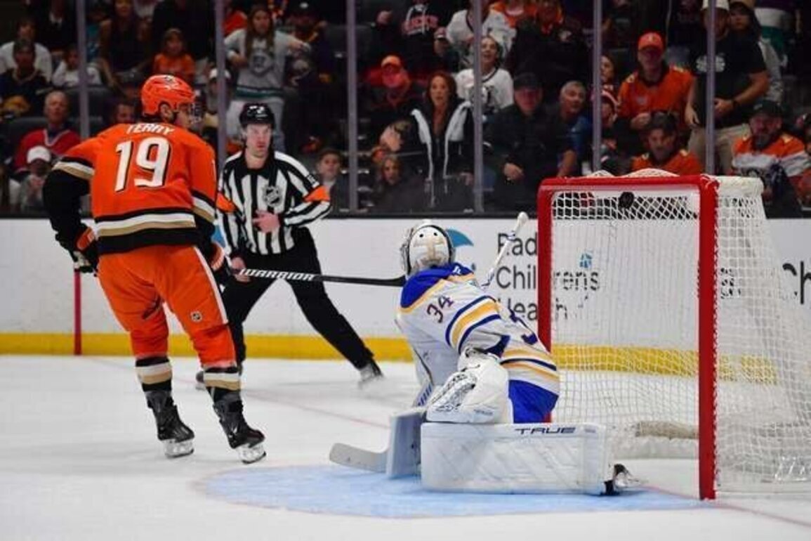 Troy Terry's OT goal lifts Ducks, snaps Sabres' 4-game win streak