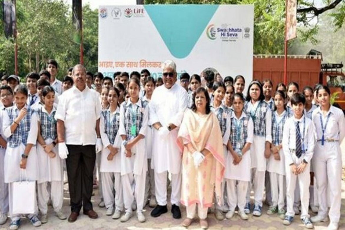 "People across India joining Swachh Bharat Abhiyan": Union Minister Bhupender Yadav
