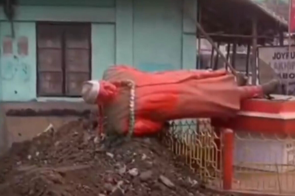 APCC President Gaurav Gogoi condemns vandalism of Jawaharlal Nehru's statue in Cachar