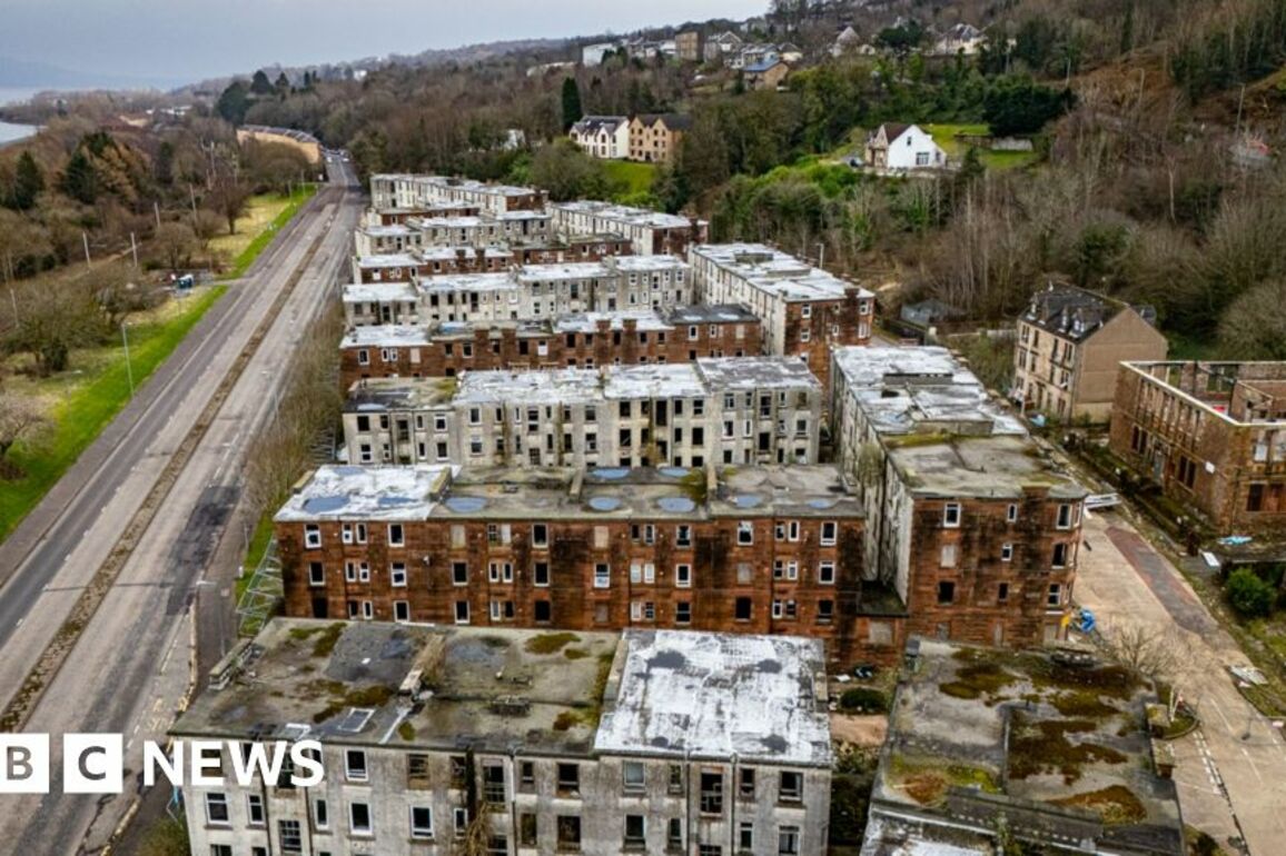 Inside Port Glasgow's abandoned Clune Park estate