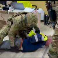 Russia detains airport worker plotting sabotage for Ukraine  FSB 