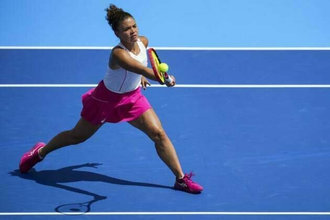 Jasmine Paolini, Barbora Krejcikova take down Americans in Cincinnati