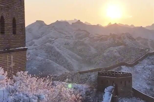 FlyOverChina | Jinshanling section of the Great Wall after snowfall
